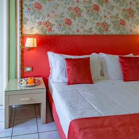 Fazio Rooms 3*